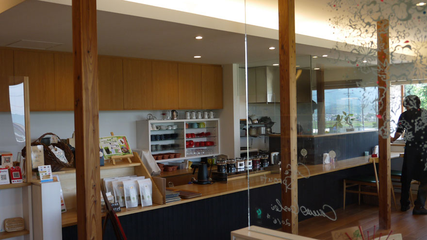 Cafeスプラウト店内